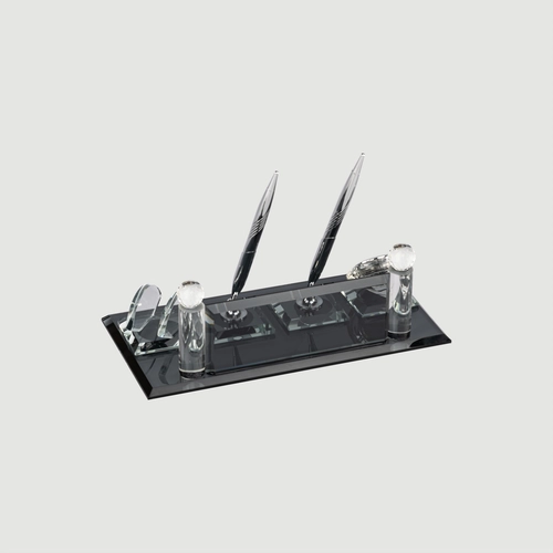 Kristal Cam Masa İsimliği